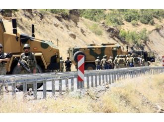 Hakkari-çukurca Karayolunda Mayın Bulundu