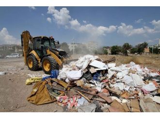 Karşıyaka’da Günde ‘100 Ton’ Moloza Özel Önlem