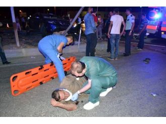 Nasıl Kaza Yaptıklarına Bakarken Canlarından Olacaklardı