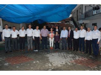 Şen Ailesinin Mutlu Günü