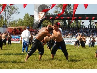 Çardak Tarihi 282’inci Yağlı Güreşlere Doğru