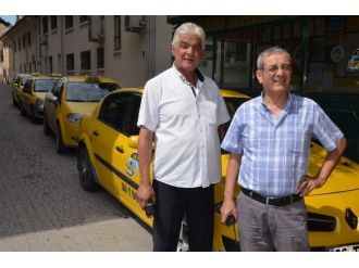 Yağışlı Havalar Taksicilere Yaradı