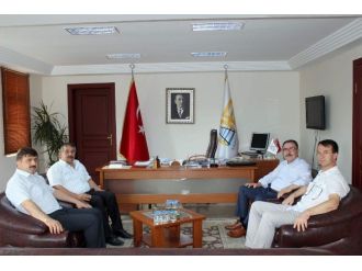 Yeni Arifiye Kaymakamından Başkana Nezaket Ziyareti