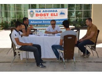 Polisten Yeni Kayıt Yaptıran Öğrencilere Terör Uyarısı