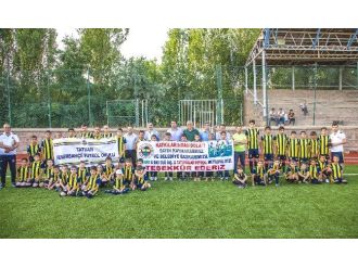 Ahlat’ta Fenerbahçe Futbol Okulu Açıldı