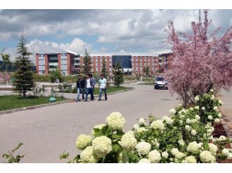 Bingöl Üniversitesi’ne 3 Bin 305 Öğrenci Kayıt Yaptırdı