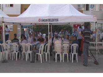 Şehit Savaş Akyol’un Baba Evine Ateş Düştü