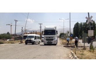 Muş Emniyet Müdürlüğü’nden ‘Hemzemin Geçit’ Raporu