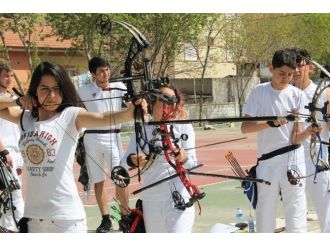 Karaman’da Okçuların Antrenmanları Devam Ediyor