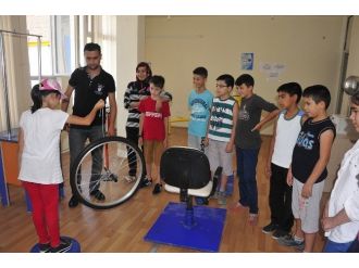 Belediyenin Deneme Ve Bilim Merkezinde Kurslar Devam Ediyor