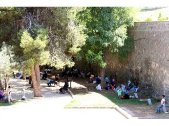 Şanlıurfa’da Sıcaklar Bunaltıyor