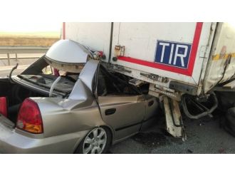 Kan Donduran Kaza: 2 Ölü, 1 Yaralı