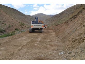 Erciş’te Yol Yapım Çalışması