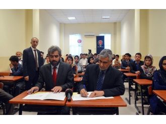 Tika’dan Kabil Üniversitesi Türkoloji Bölümü’ne Ekipman Desteği