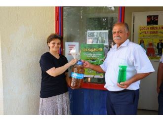 Buca’da Muhtarlıklarla ’Evsel Atık Yağ’ Toplanması İçin İş Birliği