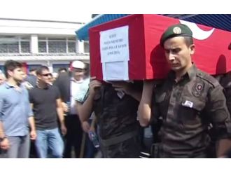 Şehit Polis İçin Tören