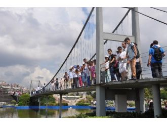 Bilge Çocuklar Miniatürk’te Türkiye’yi Köşe Bucak Gezdiler