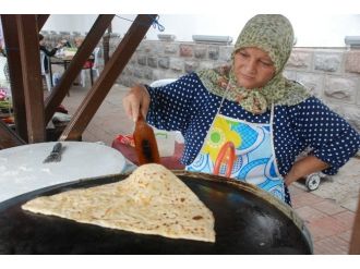 Hanımeli Çarşısı’nda Kadınlara İş İmkanı