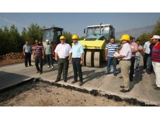 Döşemealtı Sanayi Esnafının Yol Sevinci