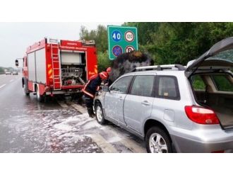 Libya Başkonsolosluğuna Ait Araç Alev Aldı