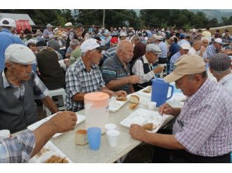 17 Yıldır Geleneklerini Sürdürüyorlar