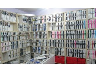 İstanbul’da Sahte Ve Kaçak Ürün Satıcılarına Operasyon