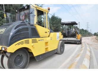 Kartepe’de Asfalt Çalışmaları Devam Ediyor