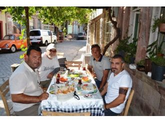 Hamburg-ayvalık Arasında Engelliler İçin Dayanışma Köprüsü Kuruluyor