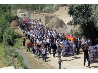 Karakola İntihar Saldırısı Gerçekleştiren Pkk’lı İçin Cenaze Töreni