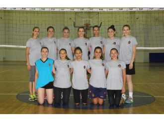 Polisgücü Bayan Voleybol Takımı Sezonu Açtı
