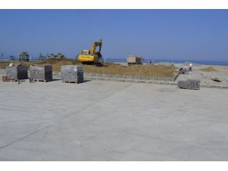 Hurda Uçağı Alaplı’da Restorana Çevirecek