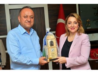 Atasoy, Tahsin Babaş’ı Ziyaret Etti