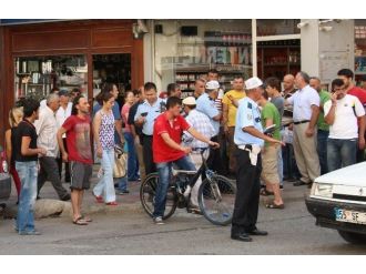 Otomobilin Çarptığı Yaşlı Kadın Yaralandı