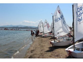 Urla Bağbozumu Şenlikleri Başladı