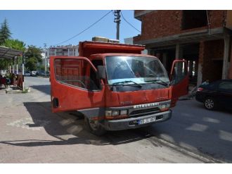 Kamyonu Çalıştırmayınca Çalamadılar