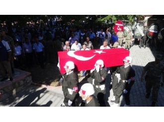 Şehit Piyade Onbaşı Barış Aybek, Son Yolculuğuna Uğurlandı