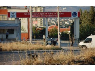 Kyk Önünde Şüpheli Poşet Paniği