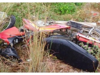 Kamyonetle Çarpışan Motosikletli Hayatını Kaybetti