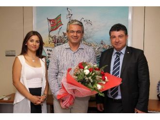 Karşıyaka’da Tepeden Tırnağa Hizmet