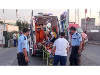 Kocaeli’de Trafik Kazası: 3 Yaralı