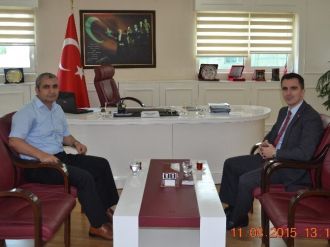 Özer Akoğlu Kozlu Kaymakamı Ahmet Karakaya’yı Makamında Ziyaret Etti