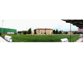 Arifiye’nin 2’nci Sentetik Çim Halı Sahası Hizmete Girdi