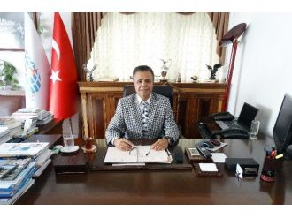 Uluslar Arası Üniversiteler Konseyi Kurucu Yönetim Kurulu Başkanı Orhan Hikmet Azizoğlu: