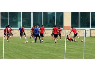 Kayserispor Osmanlıspor’a Bileniyor