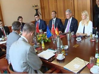 Ab Bakanı Bozkır Alman Mevkidaşıyla Görüştü