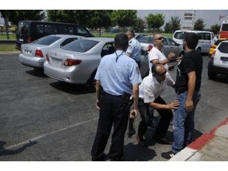 Plakasız Araç İhbarı Polisi Alarma Geçirdi