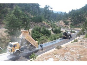 Büyükşehir Yol Çalışmalarına Tüm Hızıyla Devam Ediyor