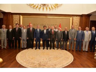 Kocaeli Valisi Hasan Basri Güzeloğlu İl Ve İlçe Müftülerini Kabul Etti