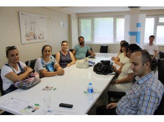 İşkur Girişimcilik Kursiyerleri Belgelerini Aldı