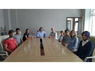 Rize’li Başarılı Kanocular İl Müdürü Çelik’i Ziyaret Etti